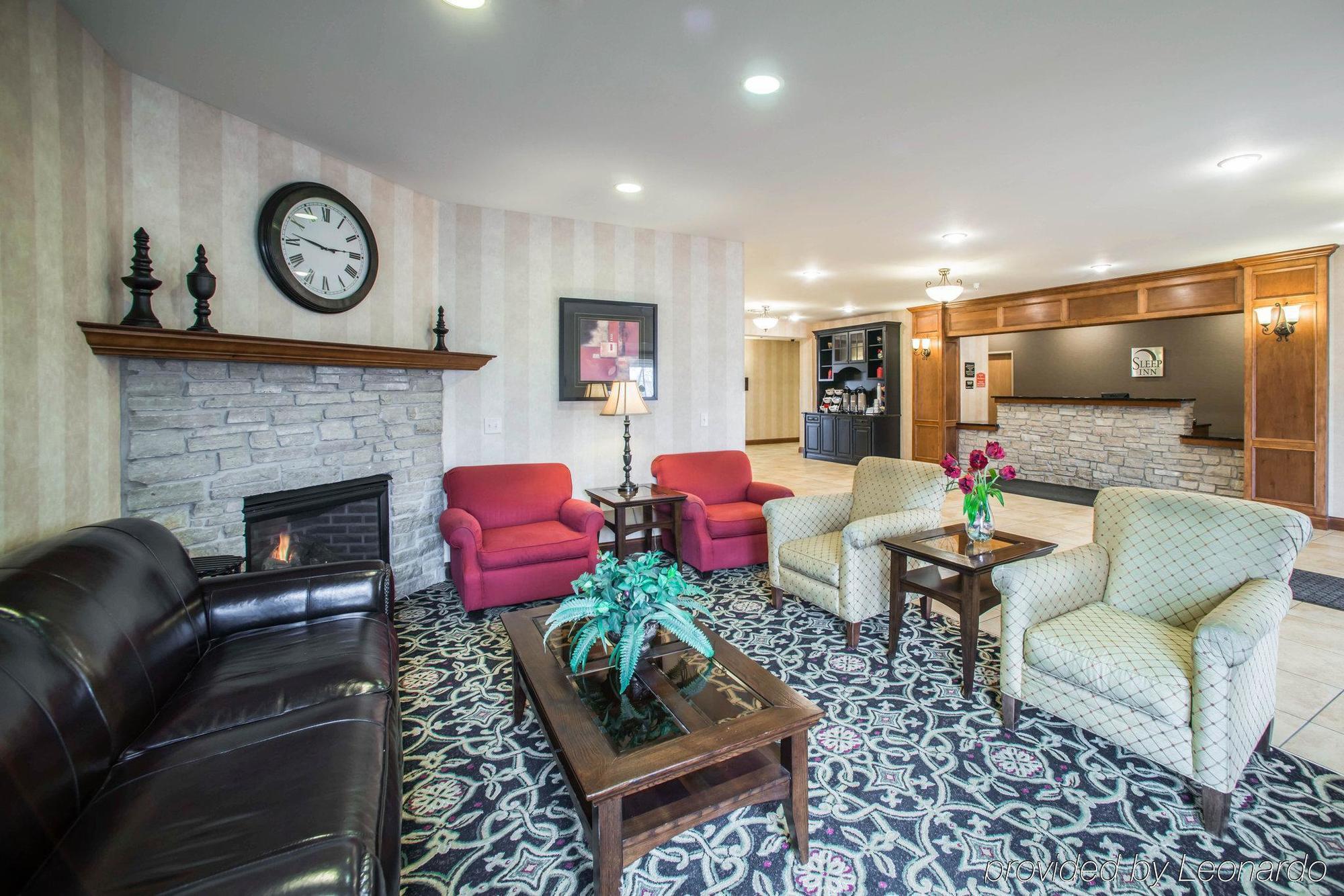 Hotel Sleep & Near Peoria
