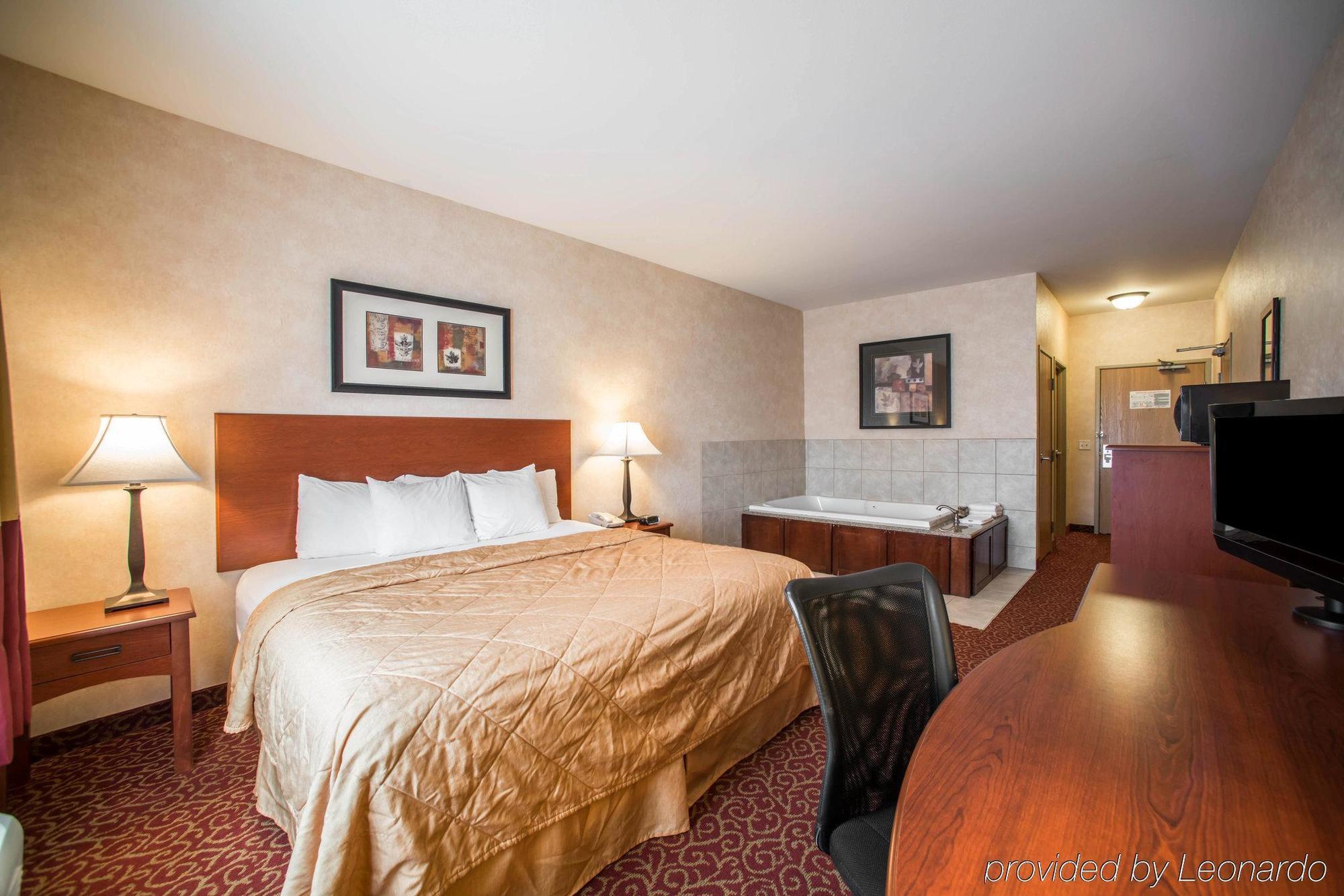Sleep & Near Peoria Hotel 3*