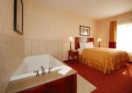 Hotel Sleep & Near Peoria 3*